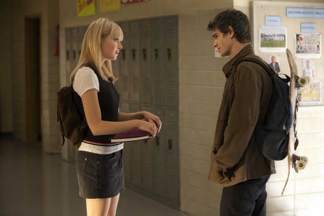 File:Gwen and Pete.jpg