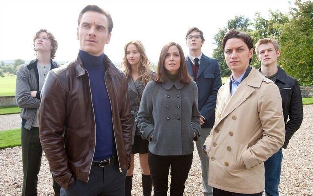 File:First Class group.jpg