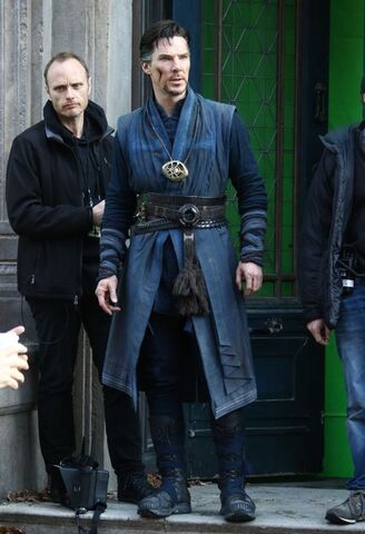 File:Doctor Strange Filming 59.jpg