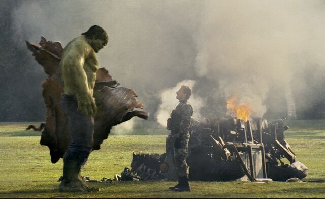 File:Hulk and Blonsky Faceoff.jpg