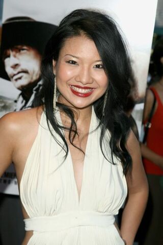 File:Gwen Yeo.jpg