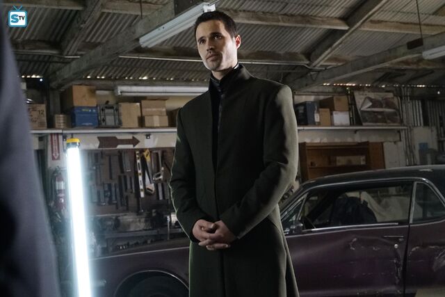 File:AoS-S3-E19-03.jpg