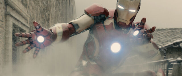 File:IronMan mark43 avengersAOU.jpg
