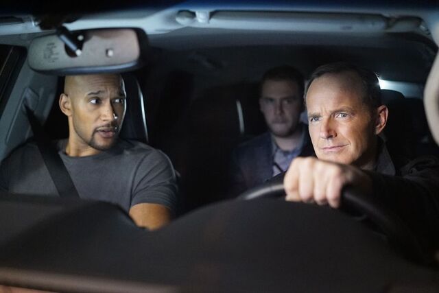 File:AoS-S4-E3-10.jpeg