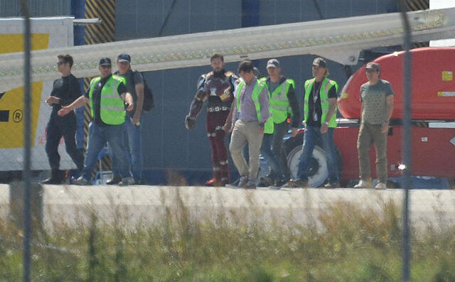 File:Captain America Civil War Filming Bleeding Edge PreVFX.jpg