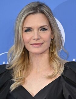 Michelle Pfeiffer