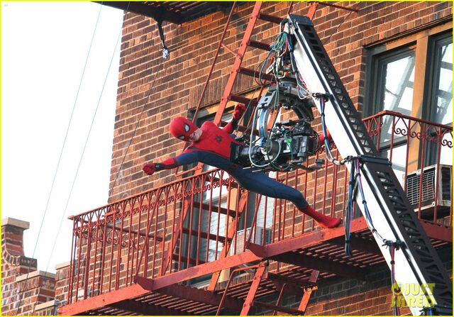 File:Tom-holland-performs-his-own-spider-man-stunts-on-nyc-fire-escape-16.jpg