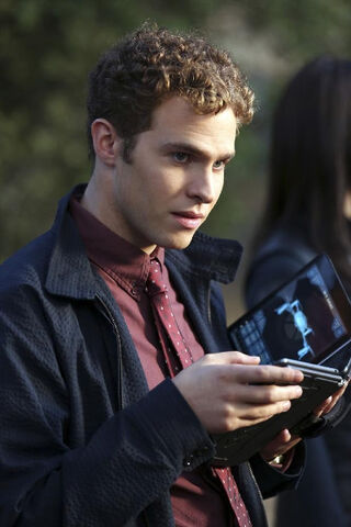 File:Agents of SHIELD FZZT 14.jpg