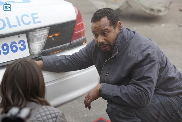 File:AoS-S3-E15-07.jpg