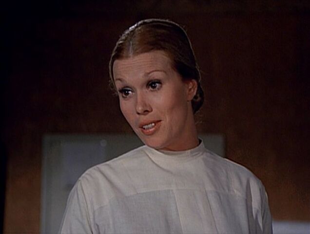 File:Sheila Anderson-carry on Hawkeye.jpg