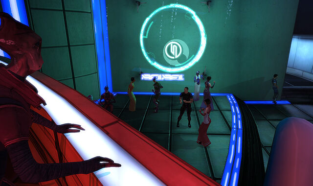 File:FluxDancefloor.jpg