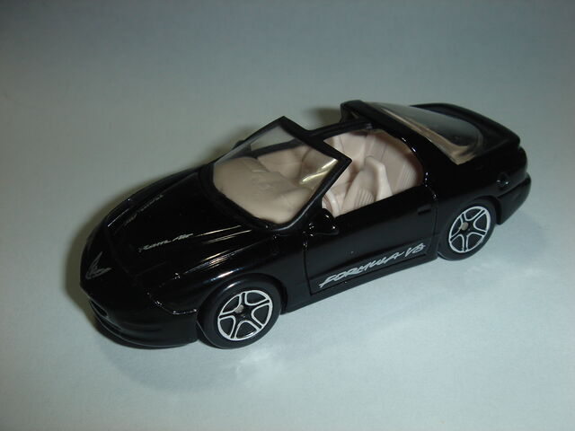 File:MBX Pontiac Firebird Ram Air.jpg