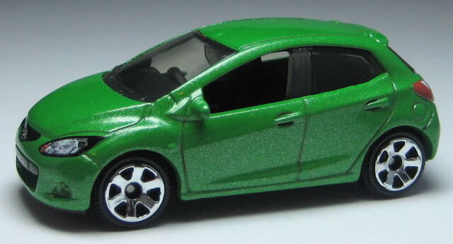 File:Mazada 2 drk grn.jpg