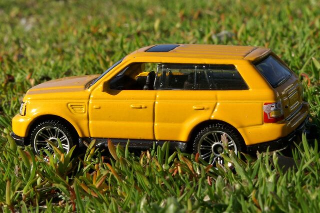 File:Range Rover Sport - 8174ef.jpg