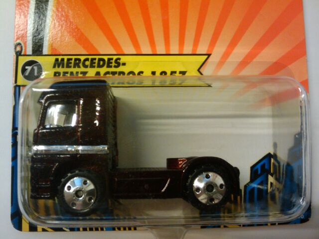 File:Mercedes actros 1857.jpg