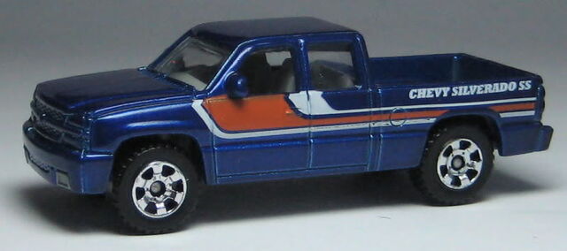 File:09100-ChevySilveradoSS.jpg