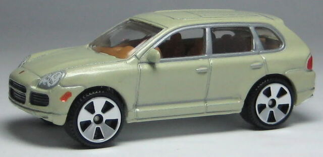 File:05SF74CayenneUSA.jpg