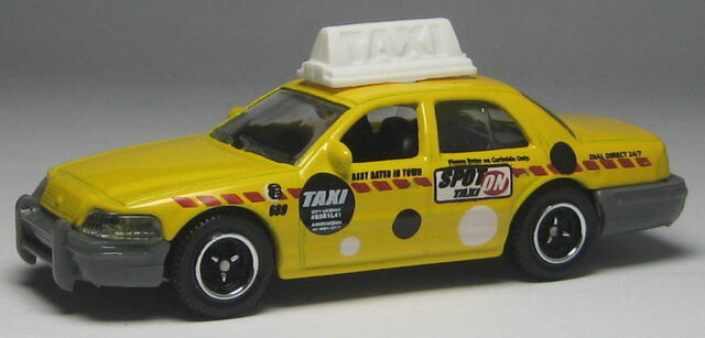 File:0951-CrownVicTaxi.jpg