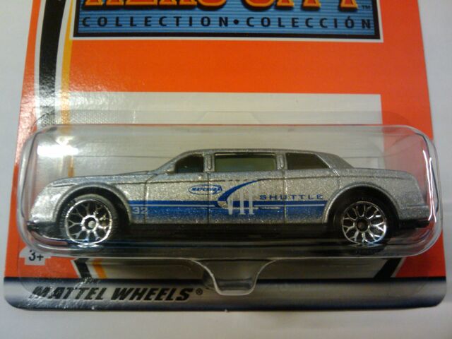 File:Hero City Limousine.jpg