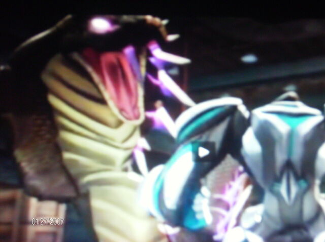 File:Max Steel Reboot Extroyer-57-.jpg