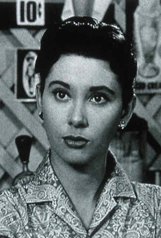 File:Ellie15.jpg