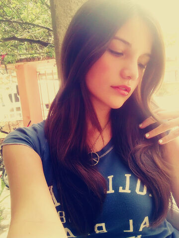 File:Anaissss.jpg