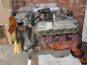 Ford Cologne V6 2.9 left