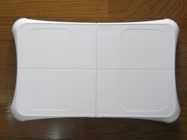Archivo:Wii Balance Board.jpg