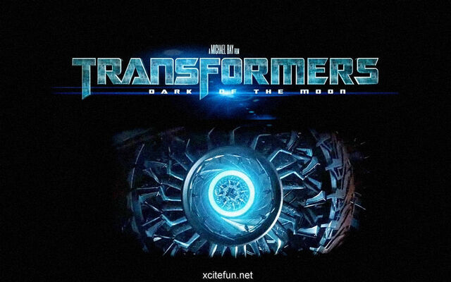 File:Transformers-Dark-Of-The-Moon-Wallpaper-transformers-dark-of-the-moon-22394820-1024-640.jpg
