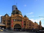 Flinders street train station melbourne
