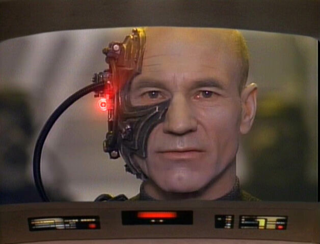 Файл:Pikard-locutus-ekran-ent.jpg