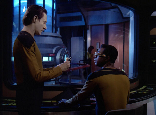 File:Data offers Geordi pipe.jpg