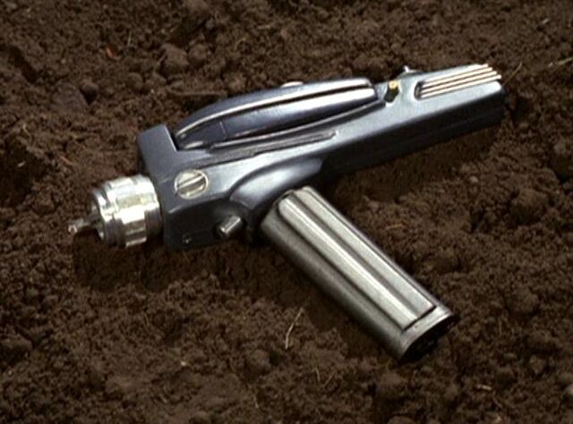 File:Type 2 phaser, TOS.jpg