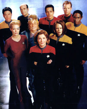 VOYcrew7.jpg