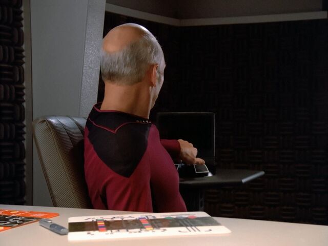Plik:Ready-room-005.jpg