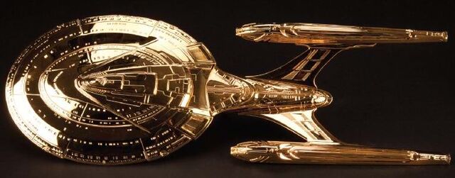 File:Enterprise-E golden display model.jpg