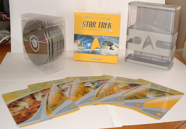 File:TOS-R Season 1 HD DVD contents.jpg