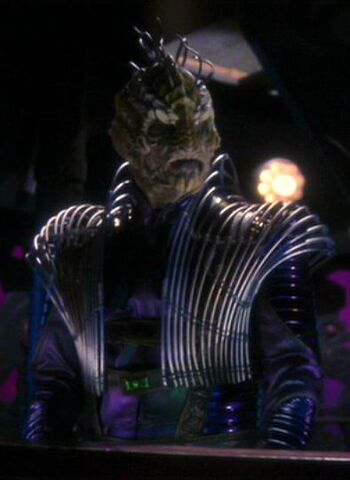 File:Xindi-Reptilian Soldier.jpg