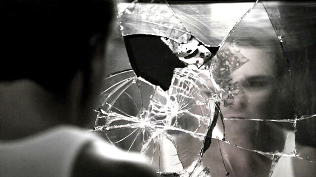 Archivo:Broken.jpg
