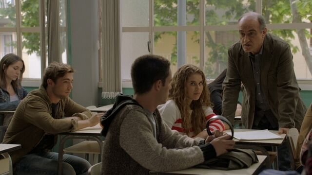 Fitxer:1x01 5.jpg