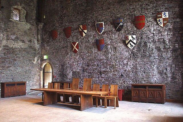 File:Caerph great hall.jpg