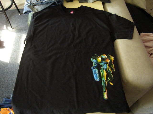 File:Nintendoworldshirt2.jpg