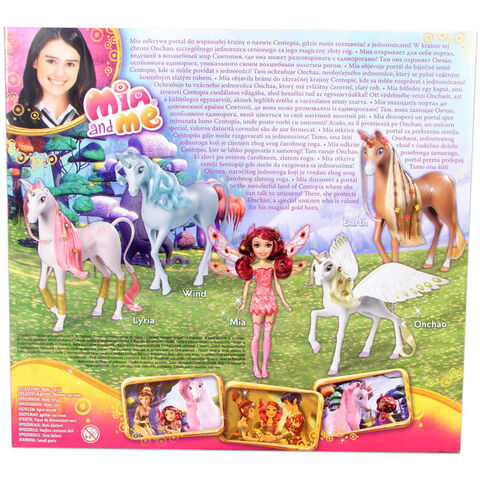 Plik:Mia es en onchao az egyszarvu 5870 1 LRG.jpg