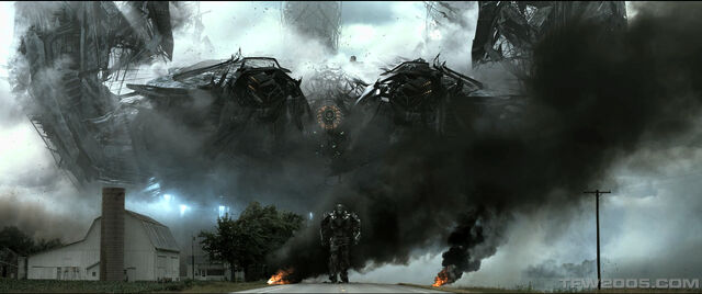 File:Age-of-Extinction-Spaceship.jpg