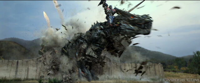 File:Optimus Prime+Grimlock2.jpg