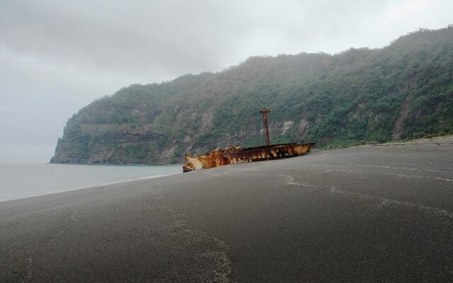 File:Raoul Shipwreck.jpg