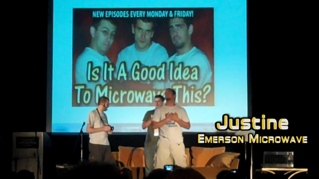File:JustineshownasEmerson.png