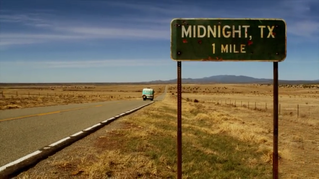 File:Midnight Texas highway sign.png