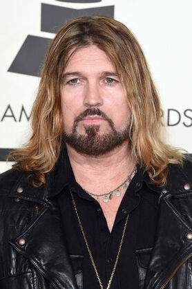 Billy Ray Cyrus 57th GRAMMY Awards Arrivals 5t-G2TQulfol
