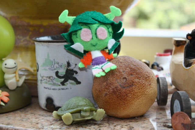 File:Chibi Mars with Chotchskies by fyre flye.jpg